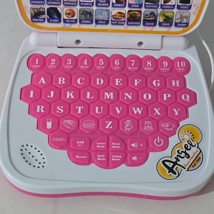 لب تاپ اسباببازی آموزشی دخترانه صورتی دوزبانه کد 8-6683